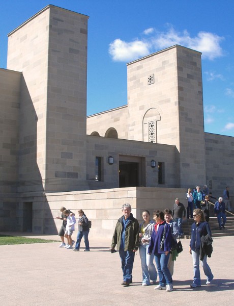 war memorial 2.jpg