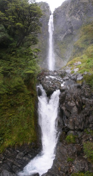 arthurs pass falls 2.jpg