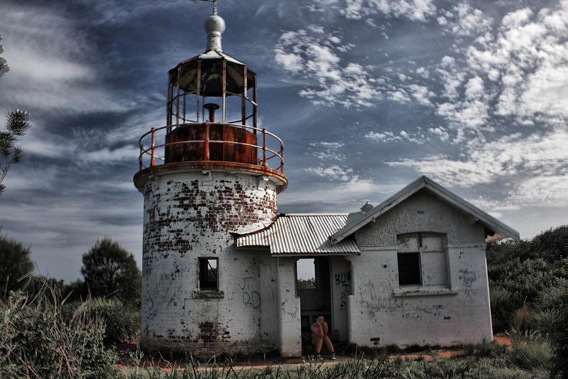 lighthouse2.jpg